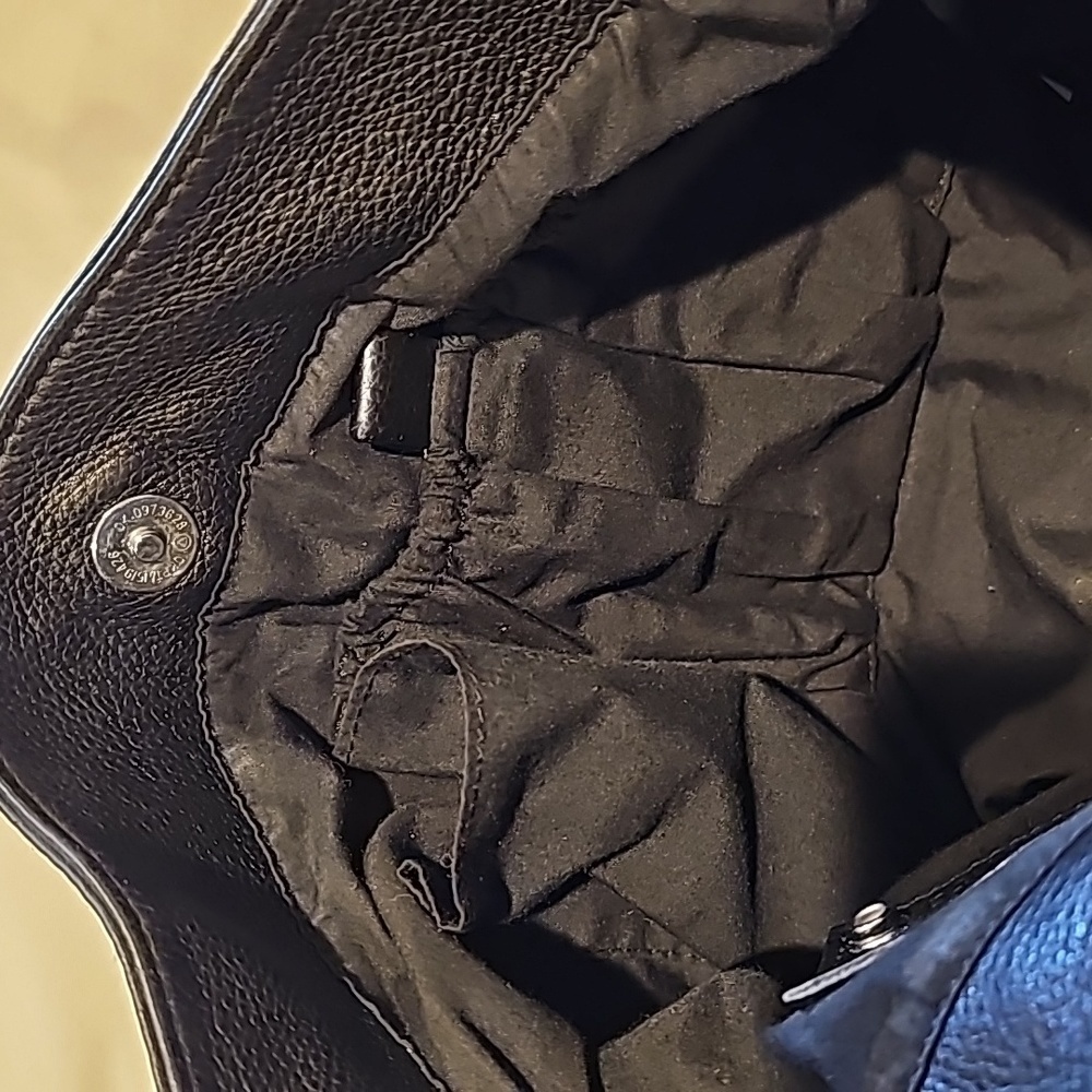 Stone Mountain black leather shoulder bag adjustable strap excellent condition - Picture 12 of 13